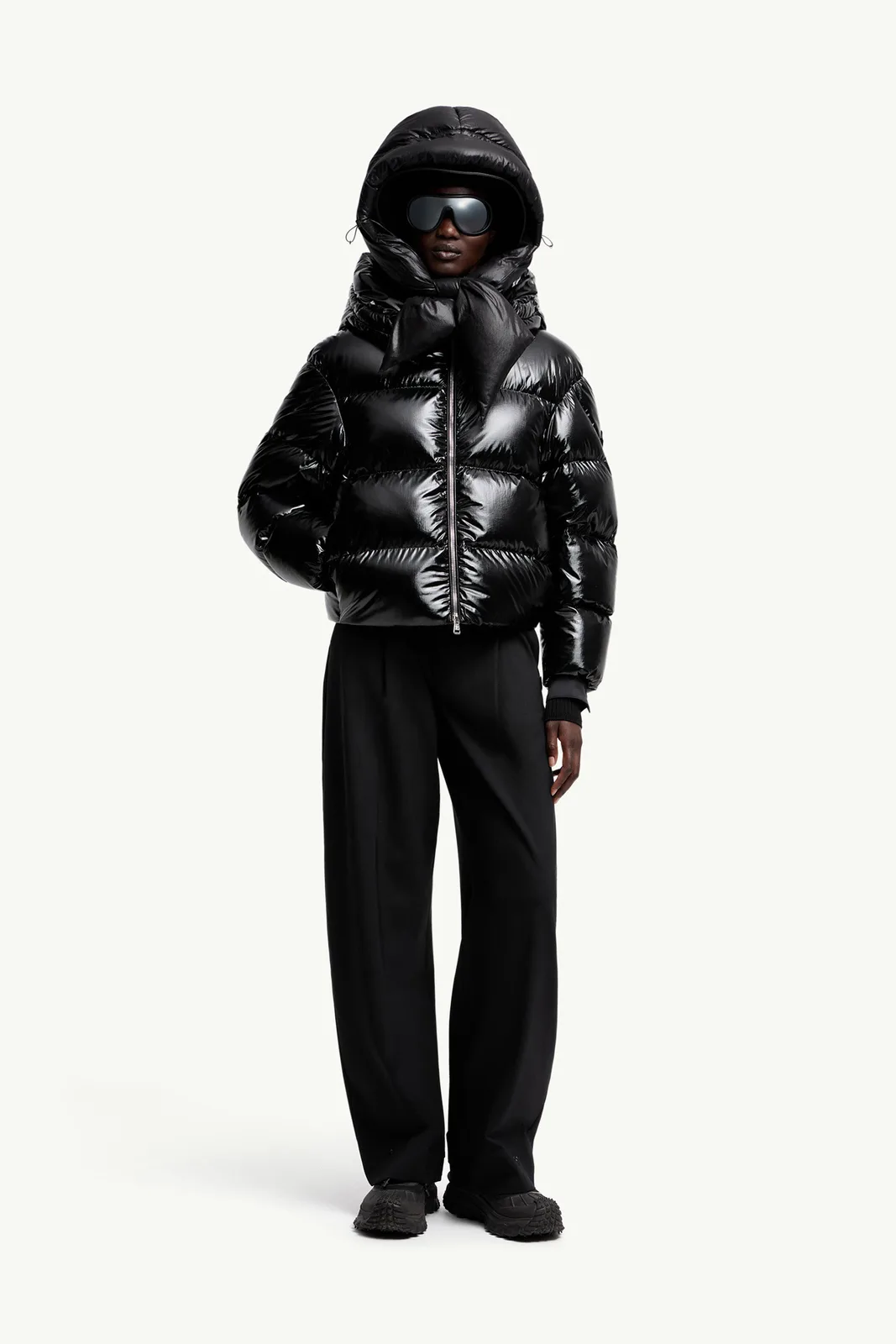 Moncler x EE72 by Edward Enninful Lothar 후드 쇼트 다운 재킷